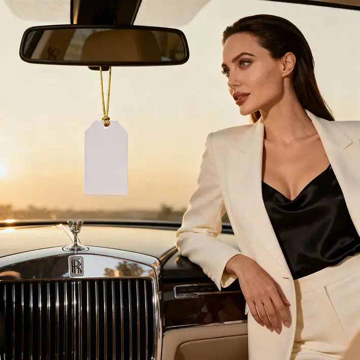 Profumatore auto personalizzato per case automobilistiche, accessorio di qualità che distingue dalla concorrenza, attenzione a dettagli e esperienza cliente